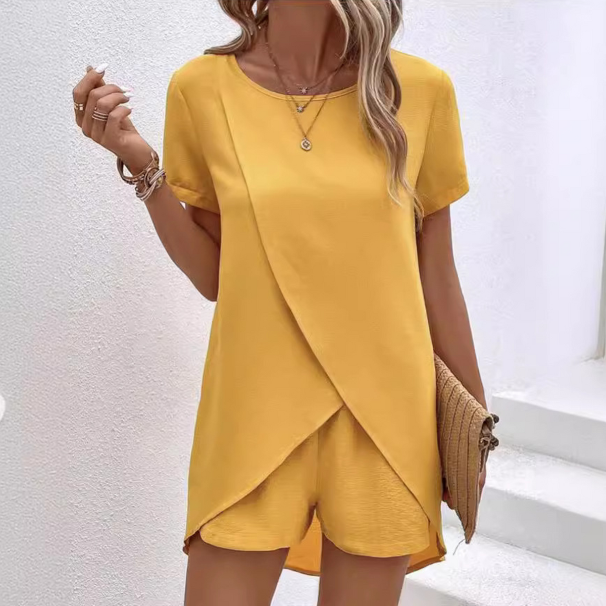 AMALIA | ELEGANT TUMMY-COVERAGE LOUNGE SET